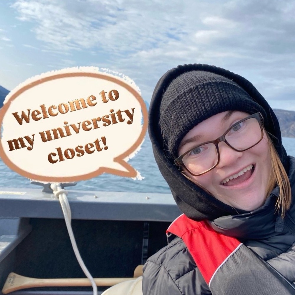 Hi, I’m Zoe! Welcome to my closet! 🤩